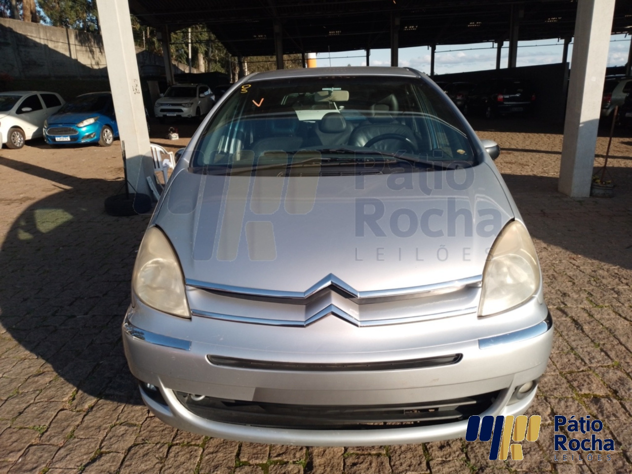 LOTE 08 CITROEN/PICASSO II 20 EXCA GASOLINA 2010/2011 