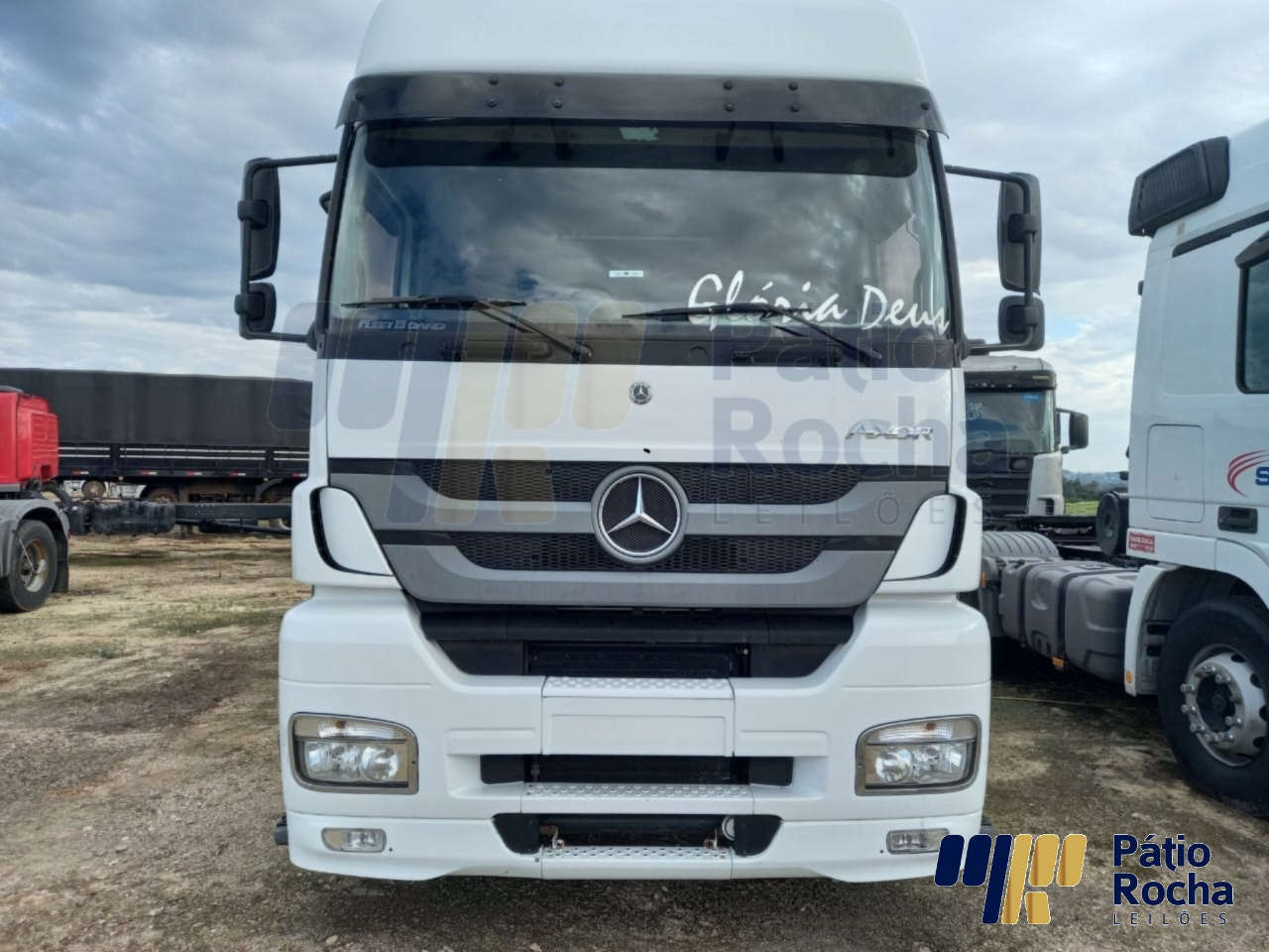 LOTE 39 M BENZ/AXOR 2041 LS CAB. EST. DIESEL 2019/2019 